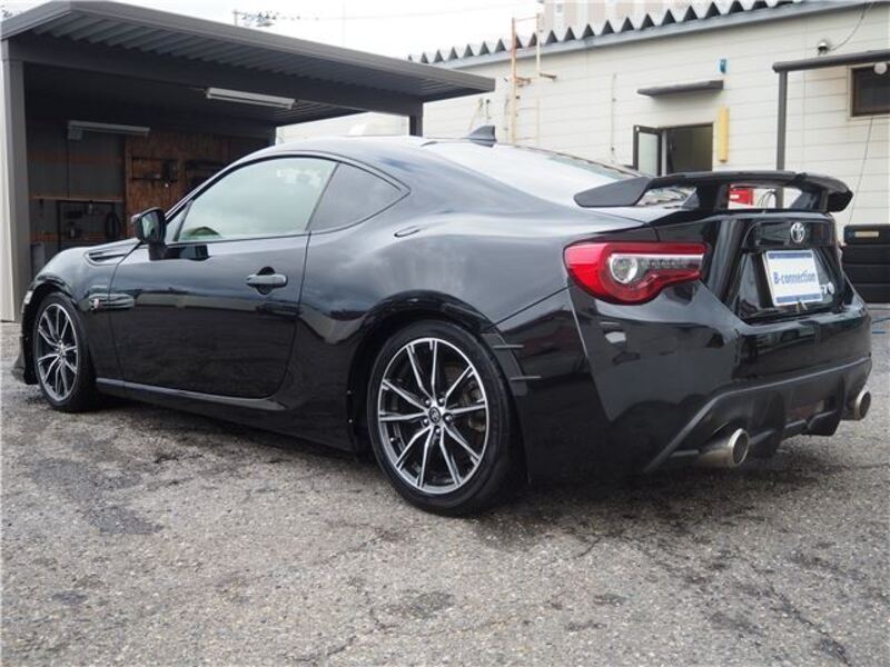 86