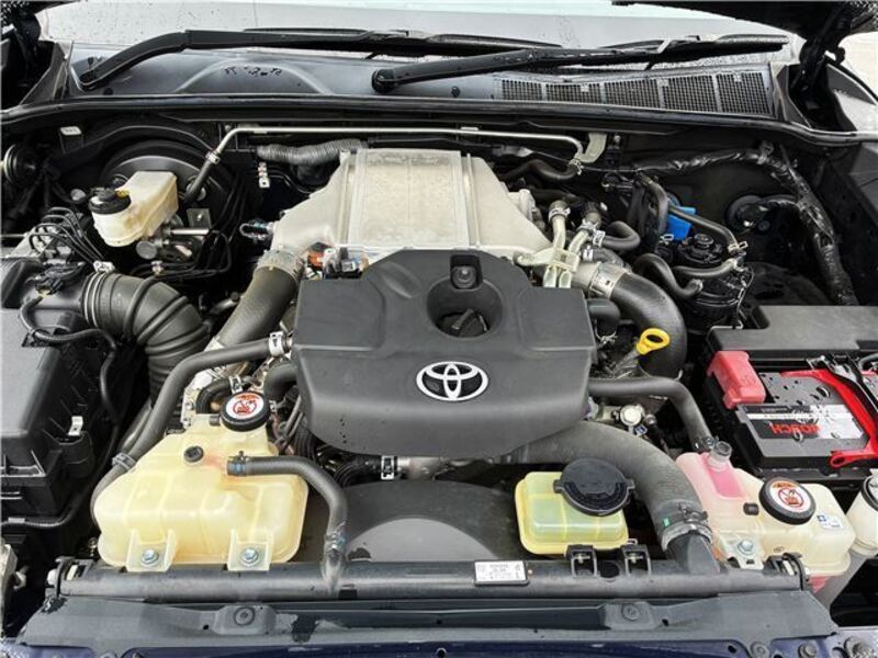 HILUX