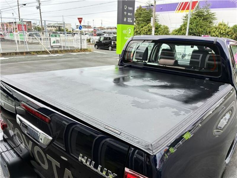 HILUX