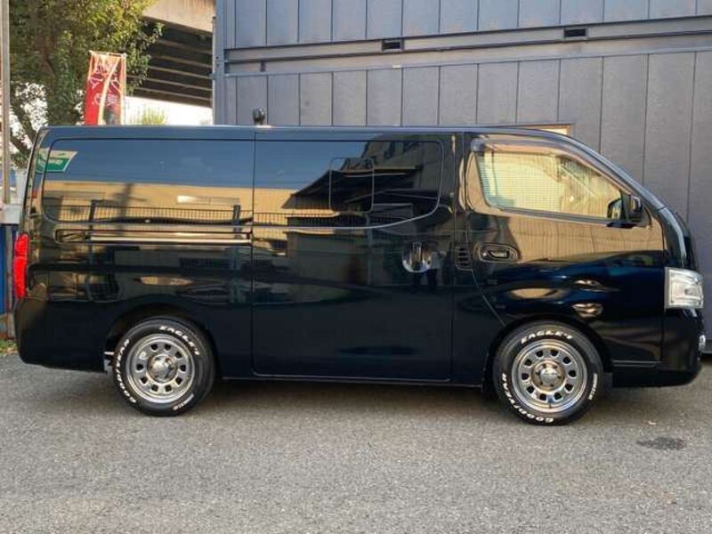 NV350 CARAVAN