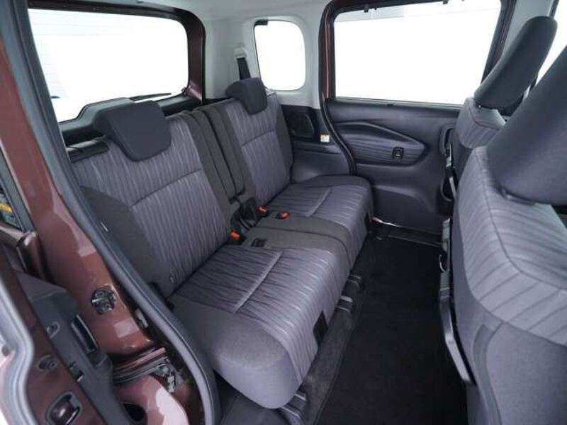 DELICA D2
