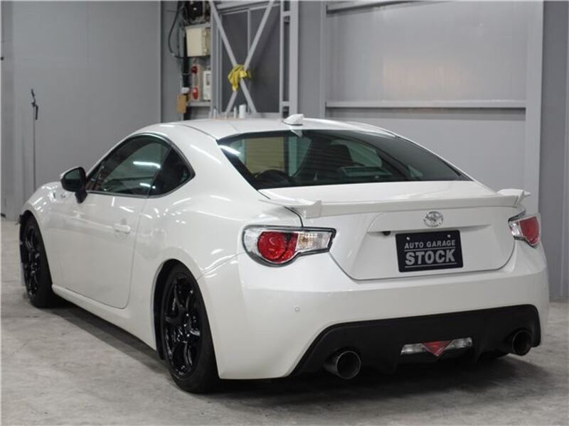 86