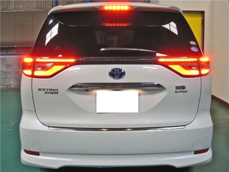 ESTIMA HYBRID