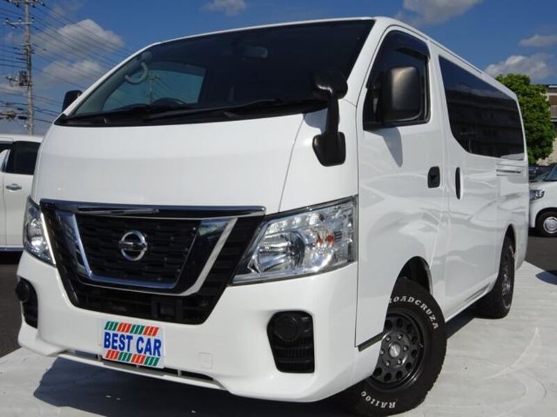 NV350 CARAVAN-0