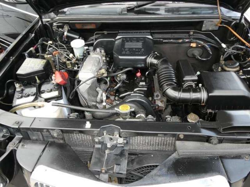 PAJERO JR