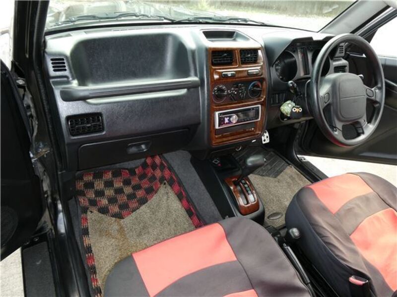 PAJERO JR