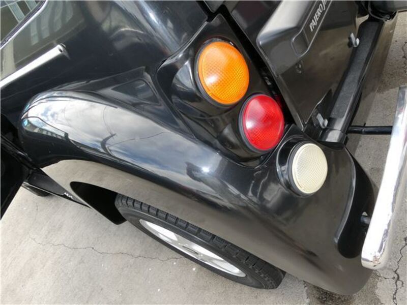 PAJERO JR