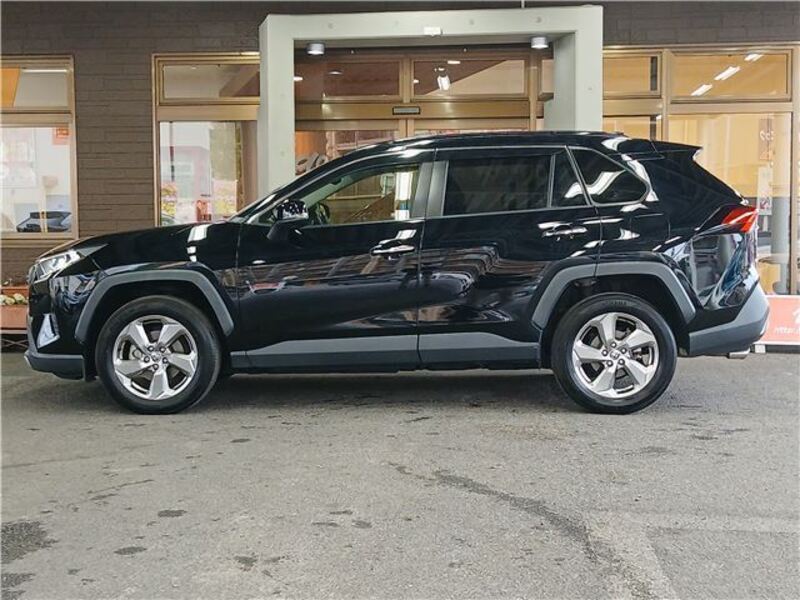 RAV4
