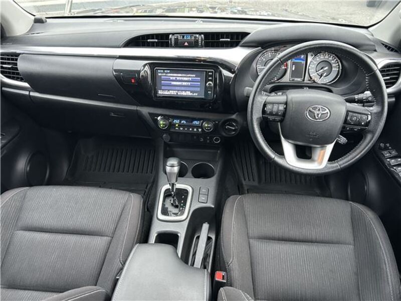 HILUX