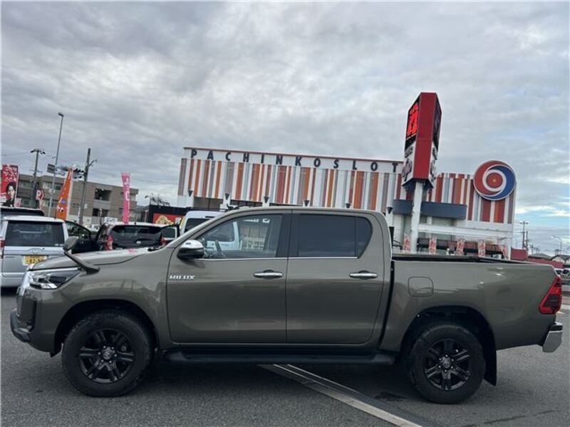 HILUX
