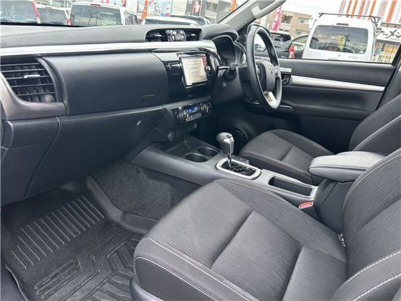 HILUX