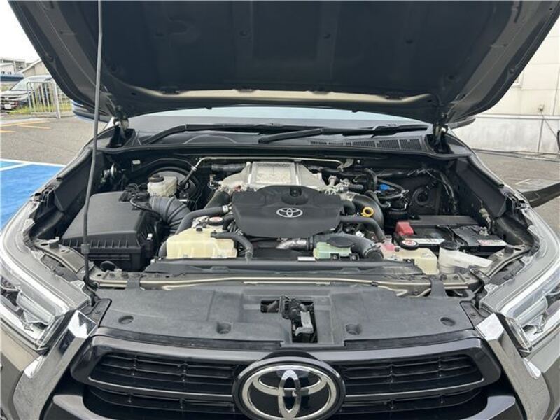 HILUX