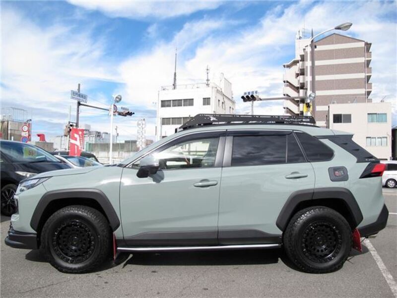 RAV4