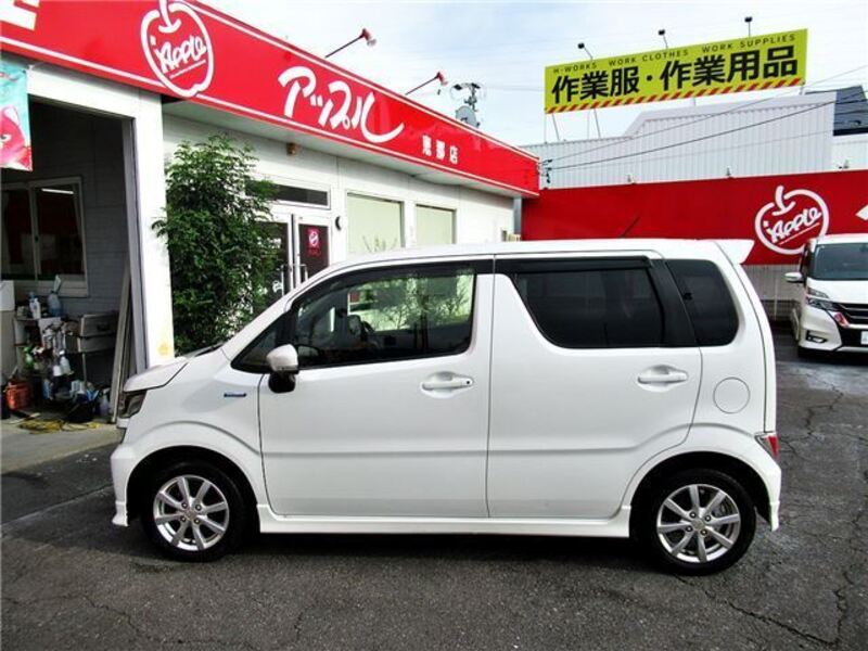 WAGON R