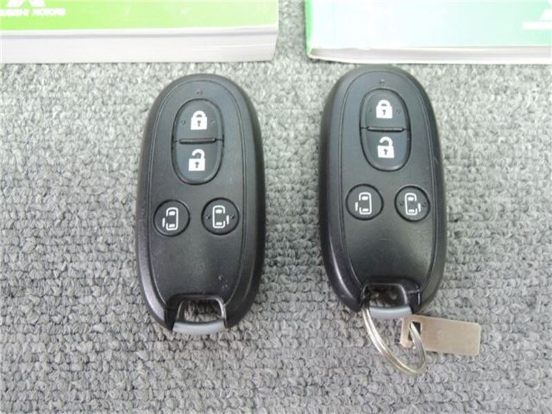 DELICA D2