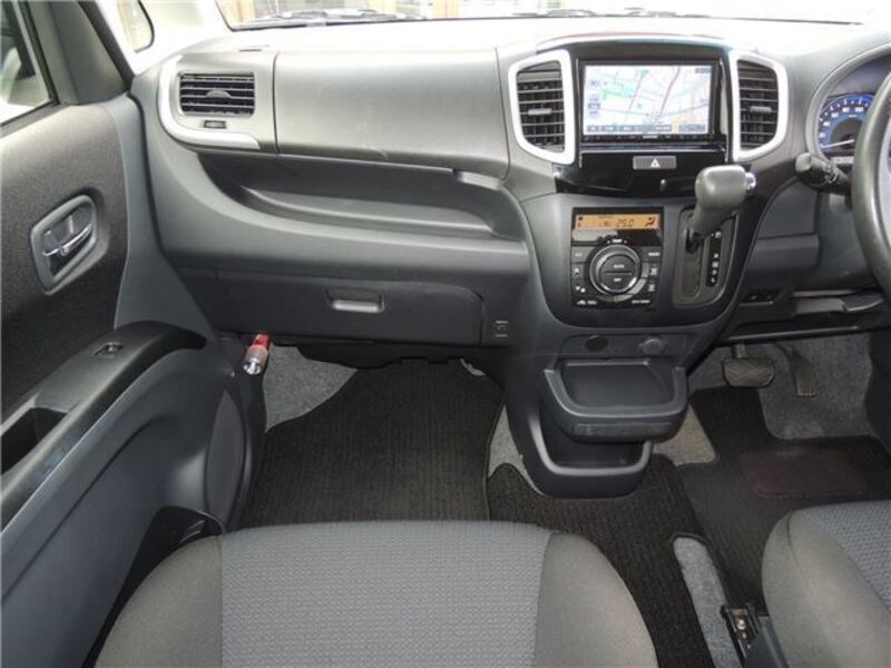 DELICA D2