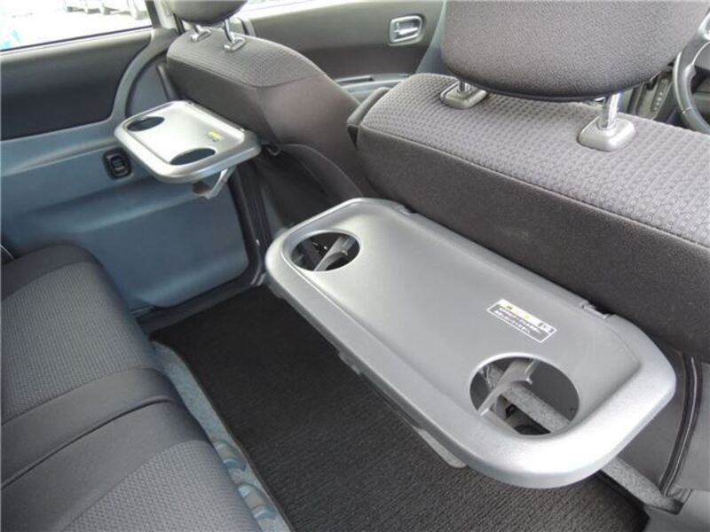 DELICA D2