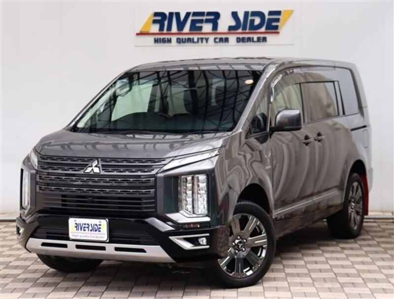 MITSUBISHI DELICA D5