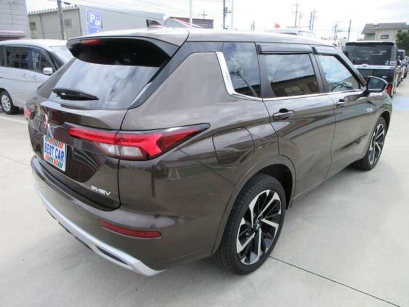 OUTLANDER