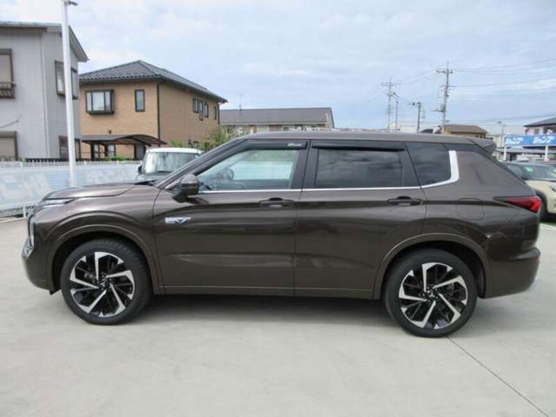 OUTLANDER