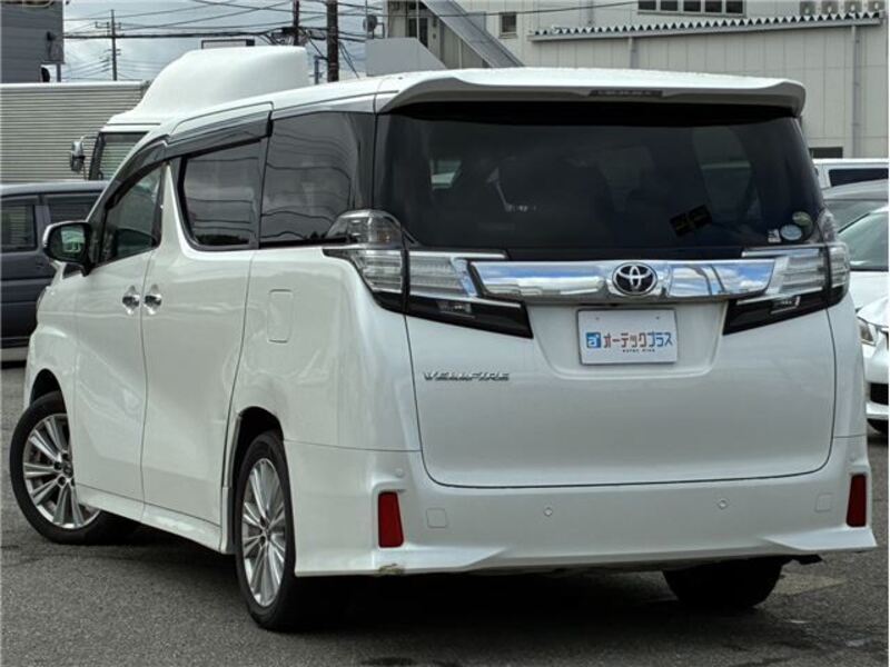 VELLFIRE