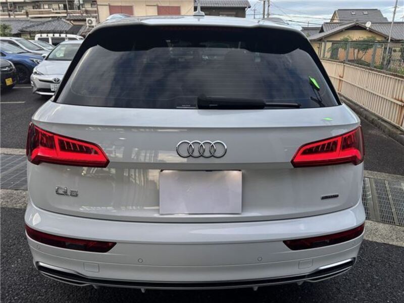 Q5