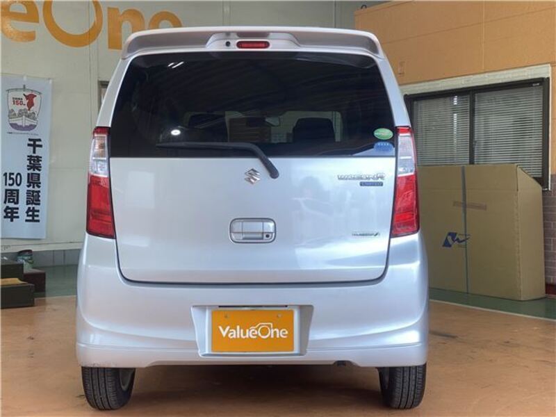 WAGON R
