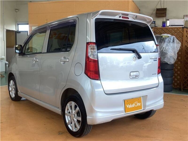 WAGON R