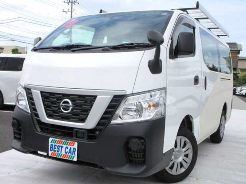 NV350 CARAVAN-0