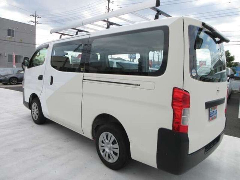 NV350 CARAVAN