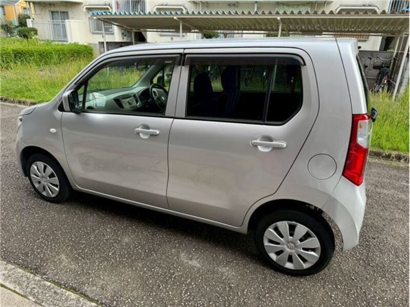 WAGON R