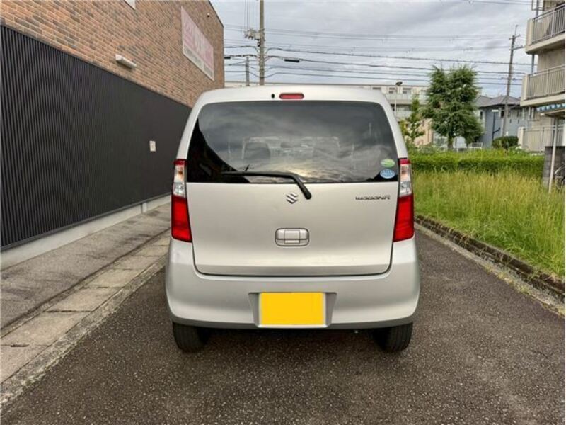 WAGON R