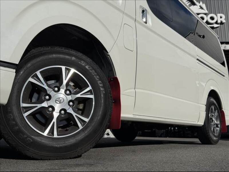 HIACE VAN