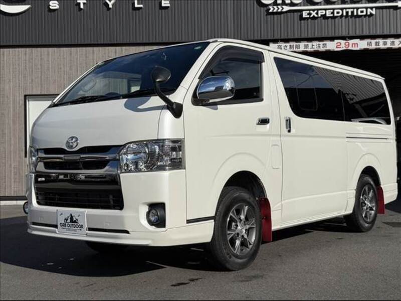 HIACE VAN