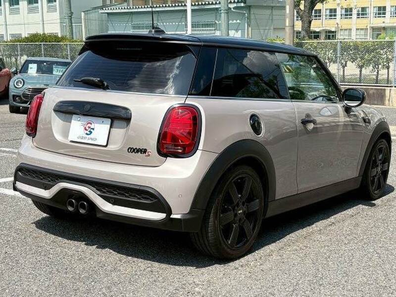 MINI