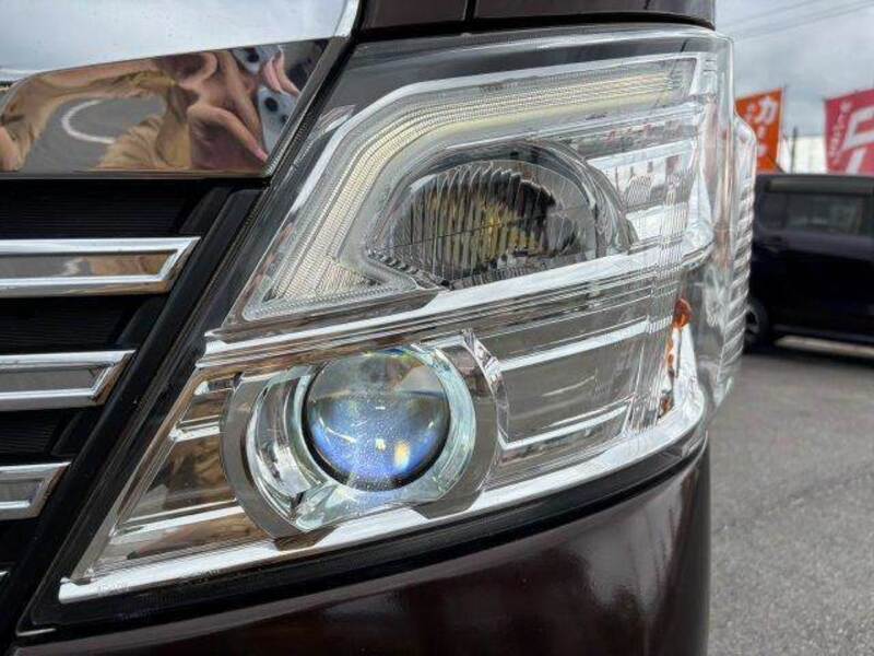 NV350 CARAVAN