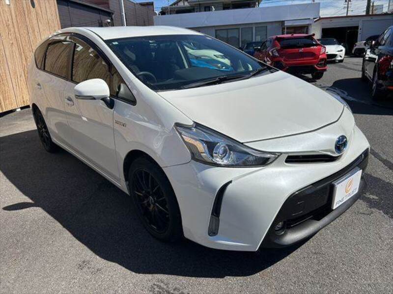 PRIUS ALPHA