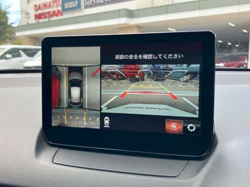 MAZDA2