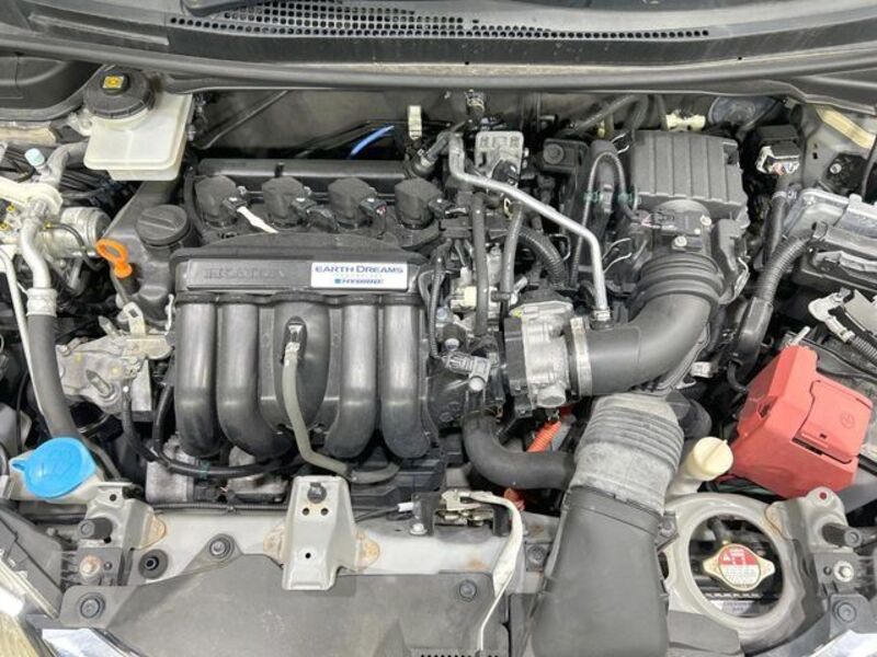 FIT HYBRID
