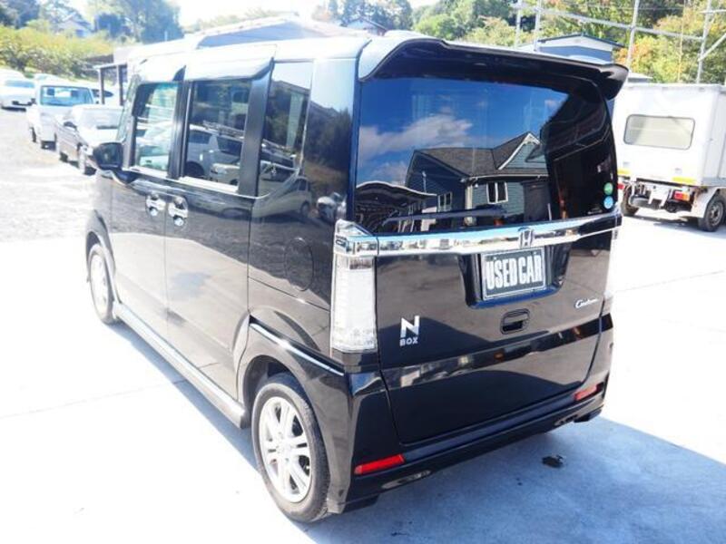 N BOX CUSTOM