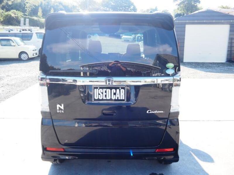 N BOX CUSTOM