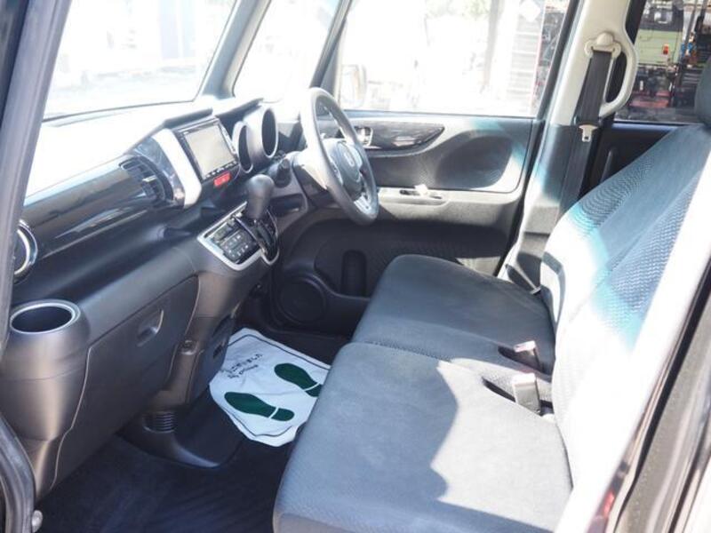 N BOX CUSTOM