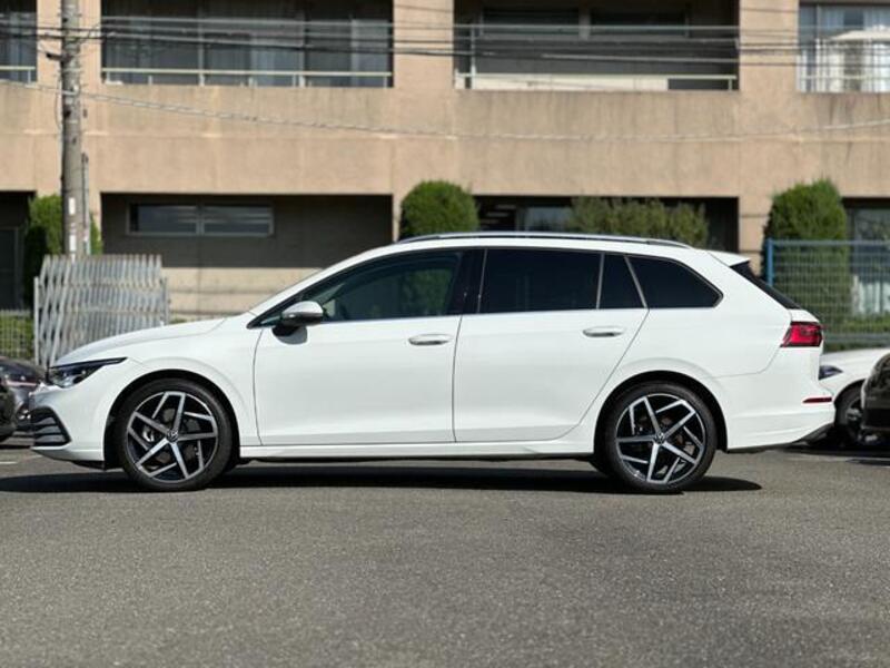 GOLF VARIANT