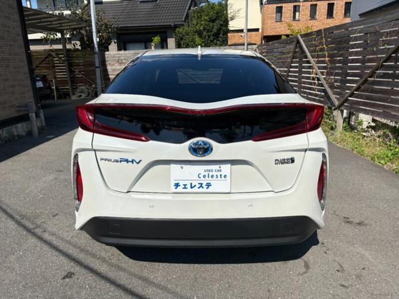 PRIUS PHV
