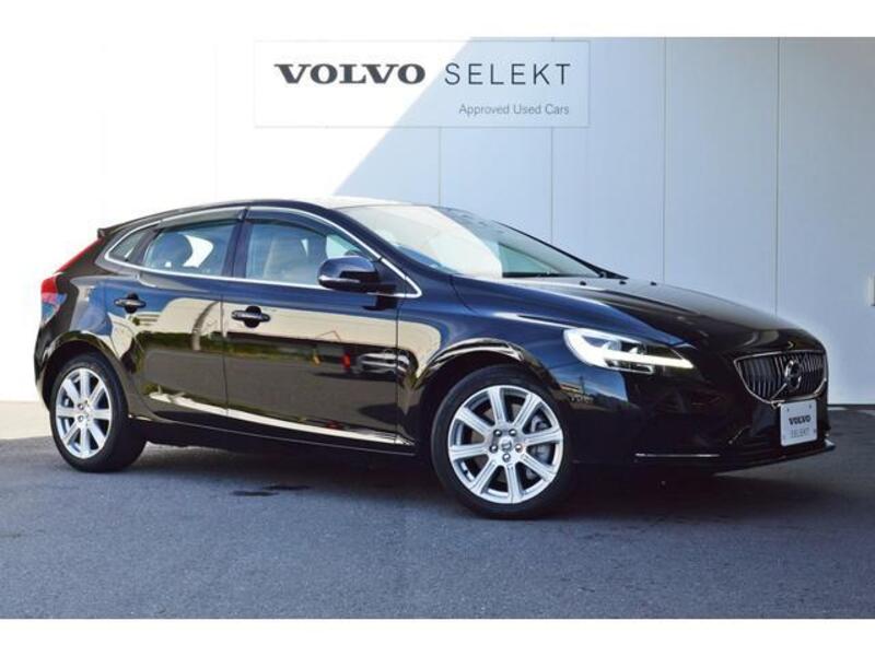 V40