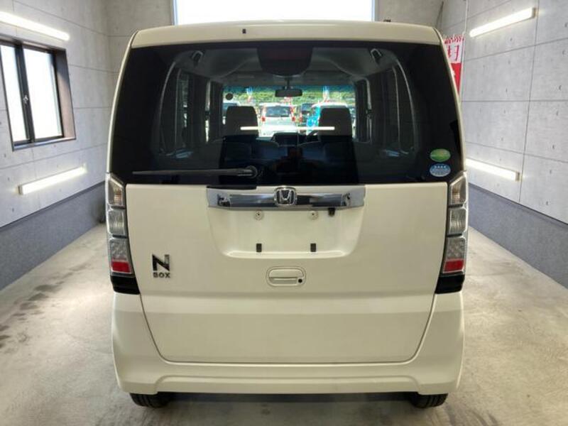 N BOX