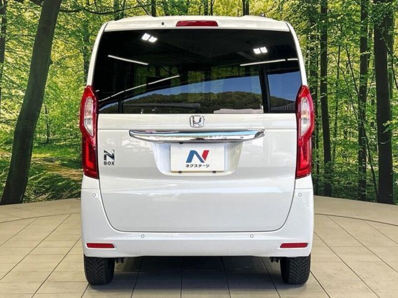 N BOX