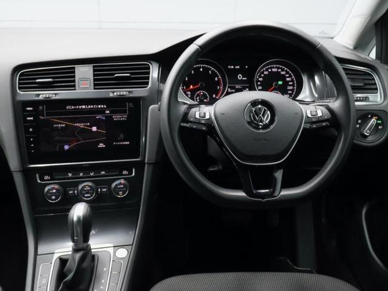 GOLF VARIANT
