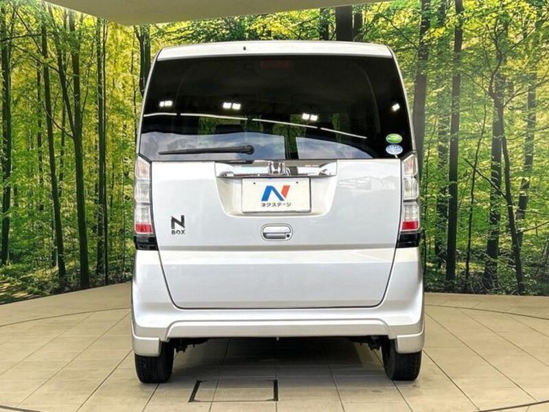 N BOX