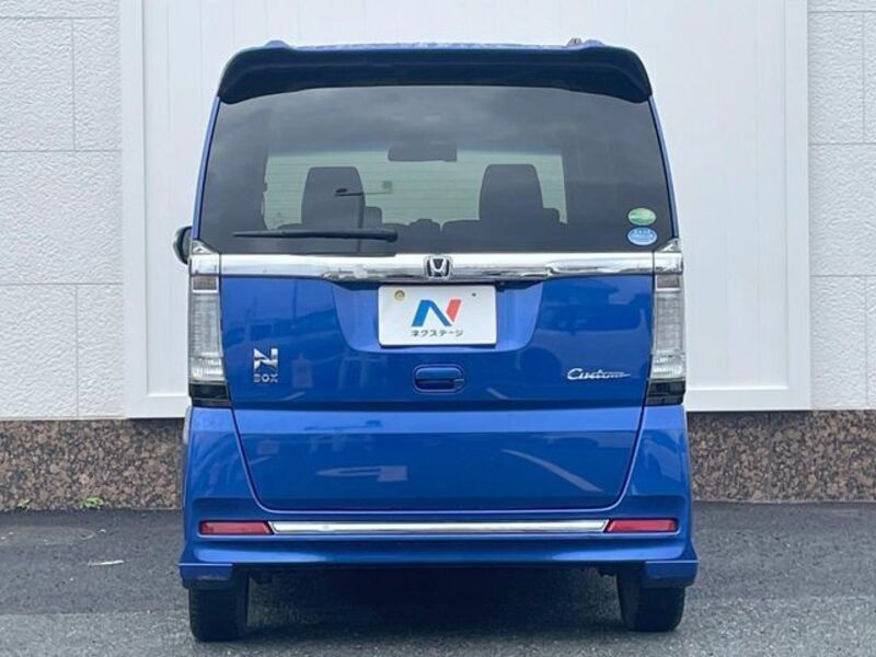 N BOX CUSTOM